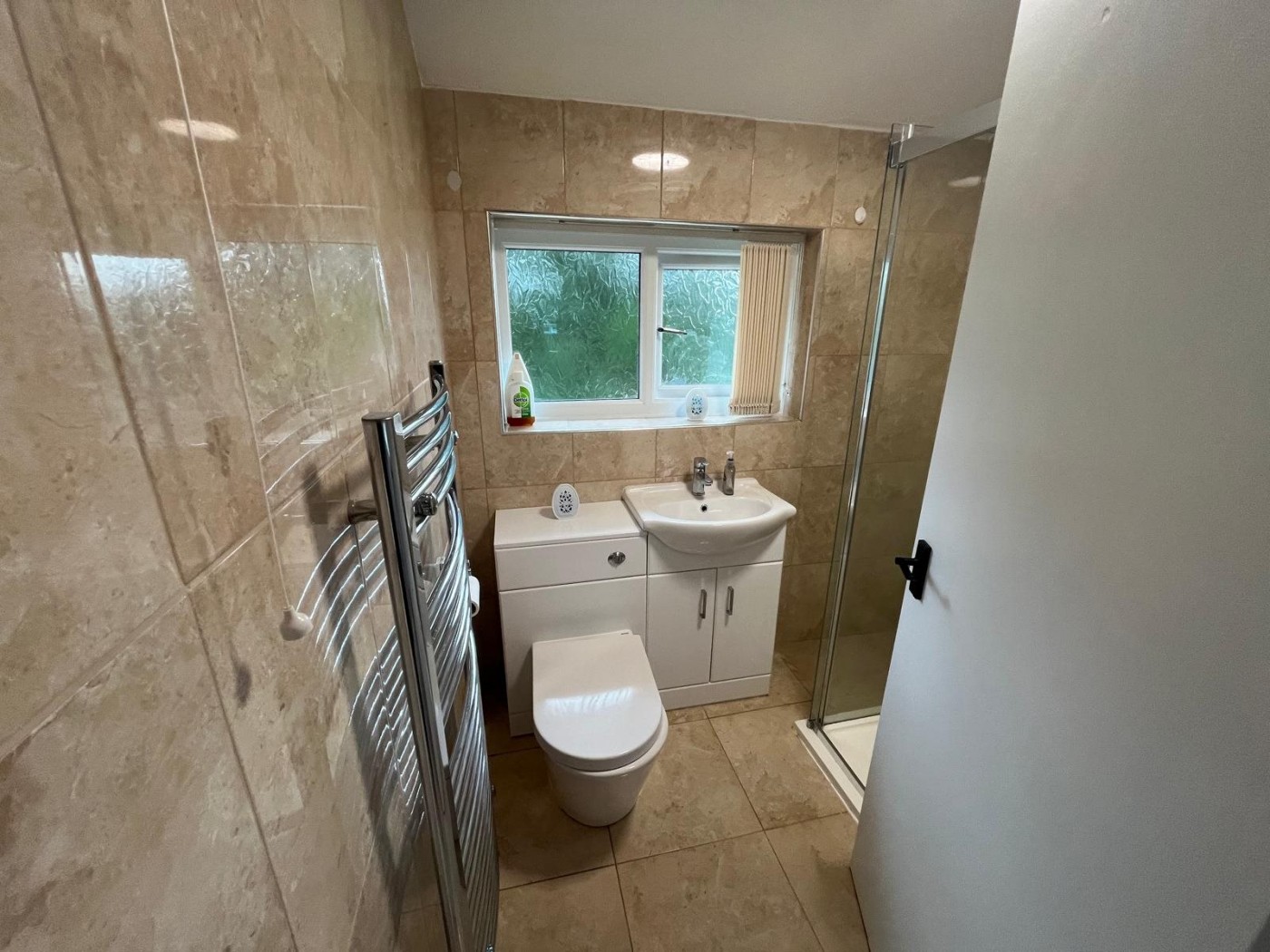 Images for Malpas EAID:freelancer BID:0004-0ac8-83a7-b613