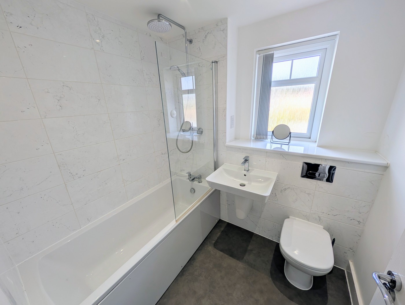 Images for Newport EAID:freelancer BID:0004-0ac8-83a7-b613