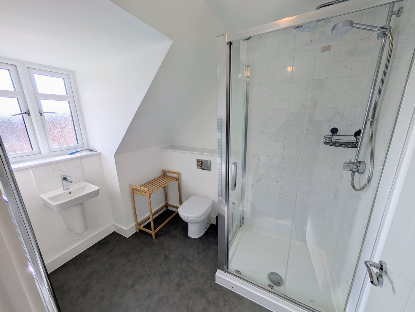 Images for Newport EAID:freelancer BID:0004-0ac8-83a7-b613