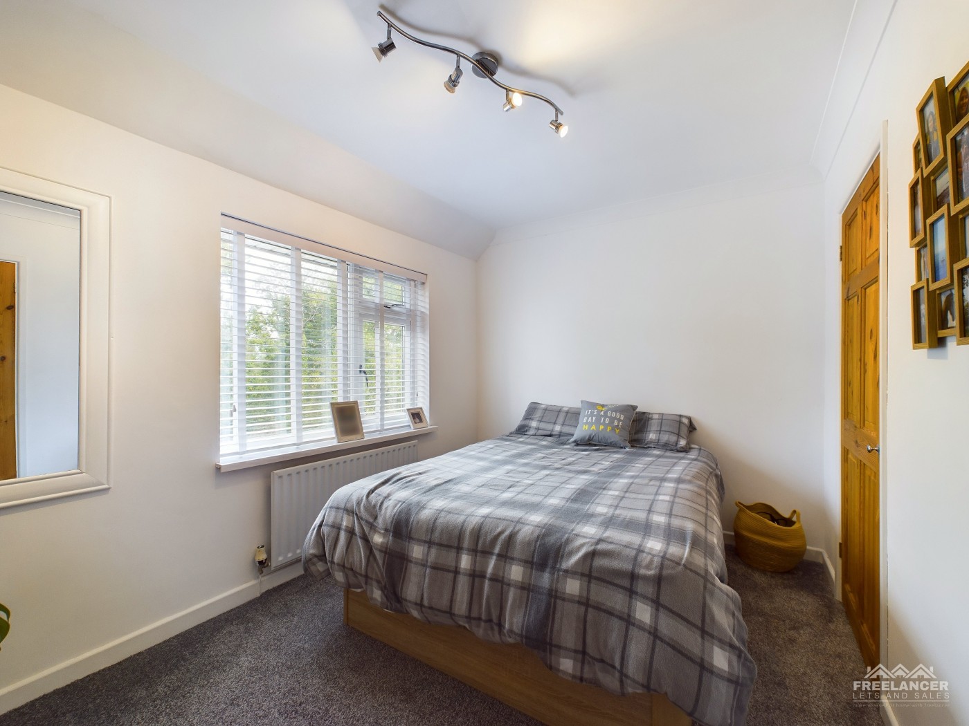 Images for Malpas, Newport EAID:freelancer BID:0004-0ac8-83a7-b613