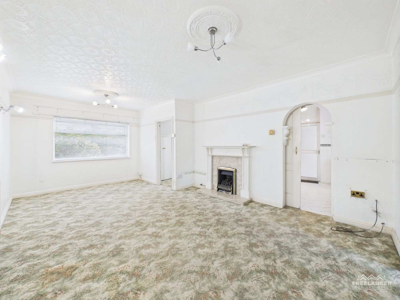 Images for Llantarnam, Cwmbran EAID:freelancer BID:0004-0ac8-83a7-b613