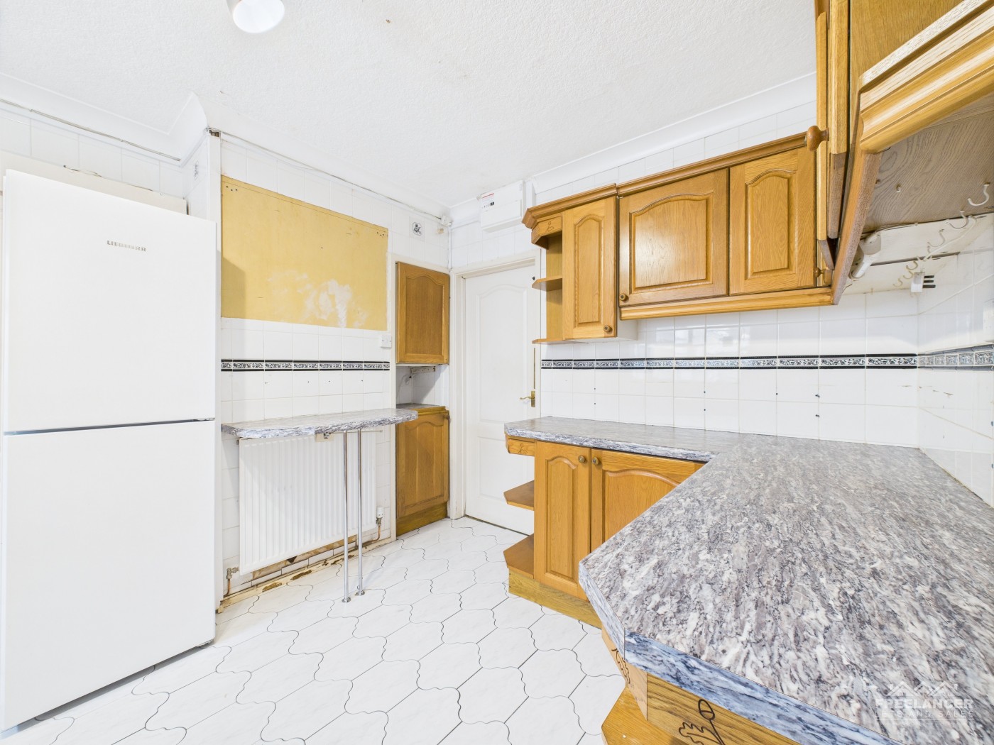 Images for Llantarnam, Cwmbran EAID:freelancer BID:0004-0ac8-83a7-b613