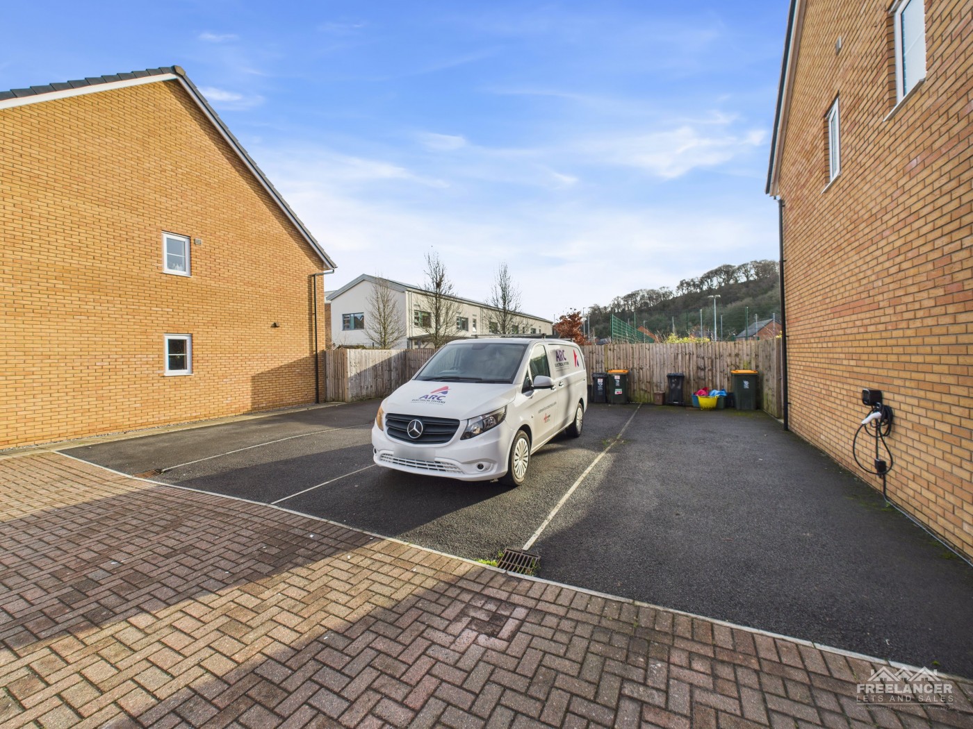 Images for Rogerstone, Newport EAID:freelancer BID:0004-0ac8-83a7-b613