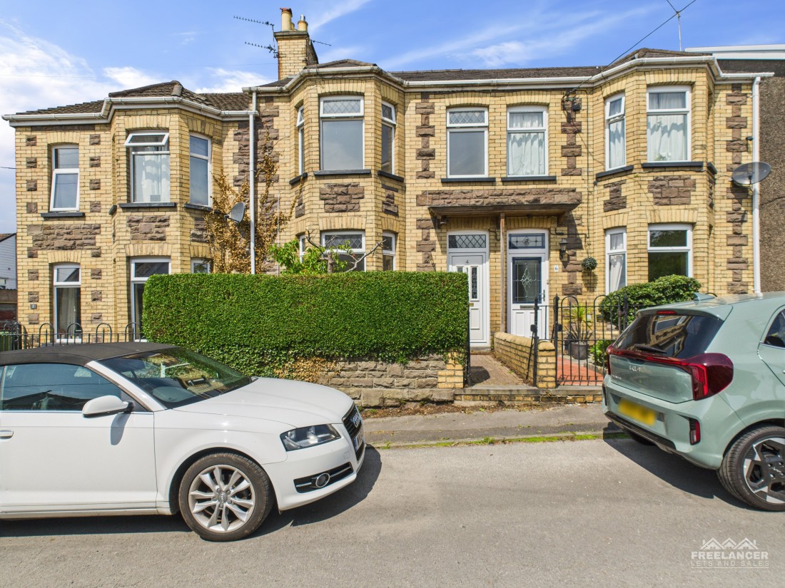 View Full Details for Pontnewydd, Cwmbran - EAID:freelancer, BID:0004-0ac8-83a7-b613
