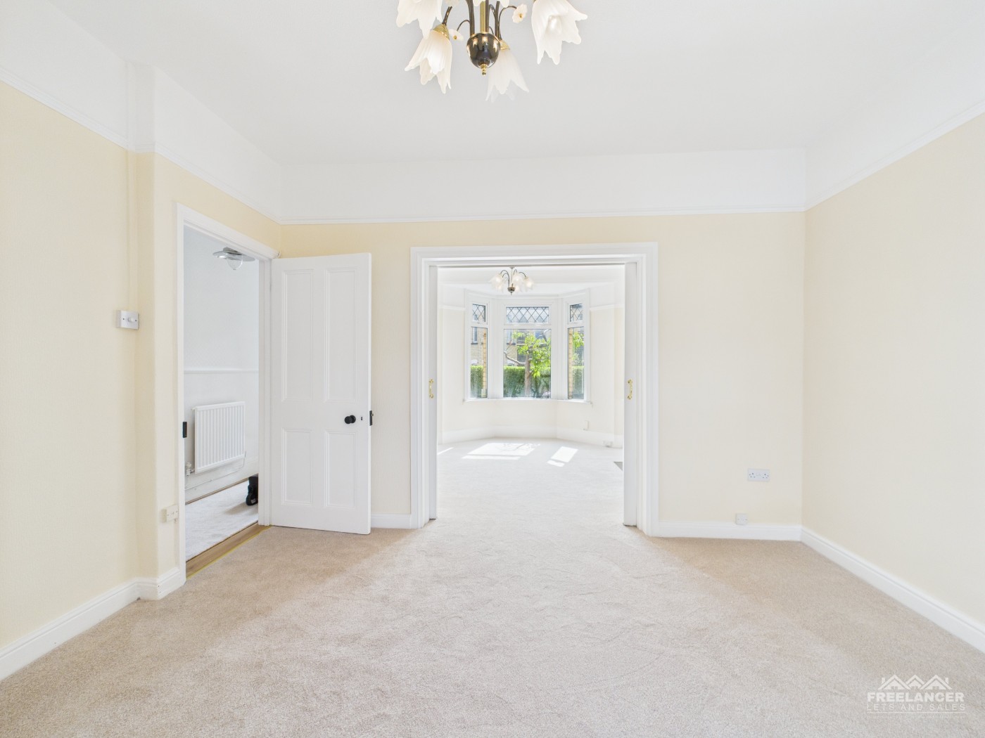 Images for Pontnewydd, Cwmbran EAID:freelancer BID:0004-0ac8-83a7-b613
