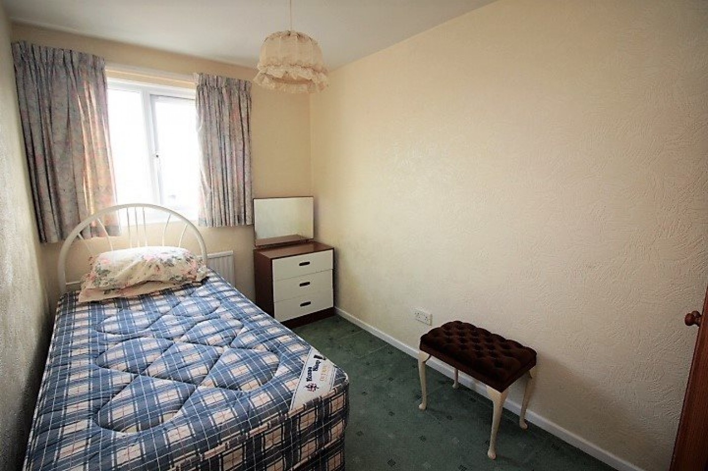 Images for Warwick Close, New Inn, Pontypool EAID:freelancer BID:0004-0ac8-83a7-b613