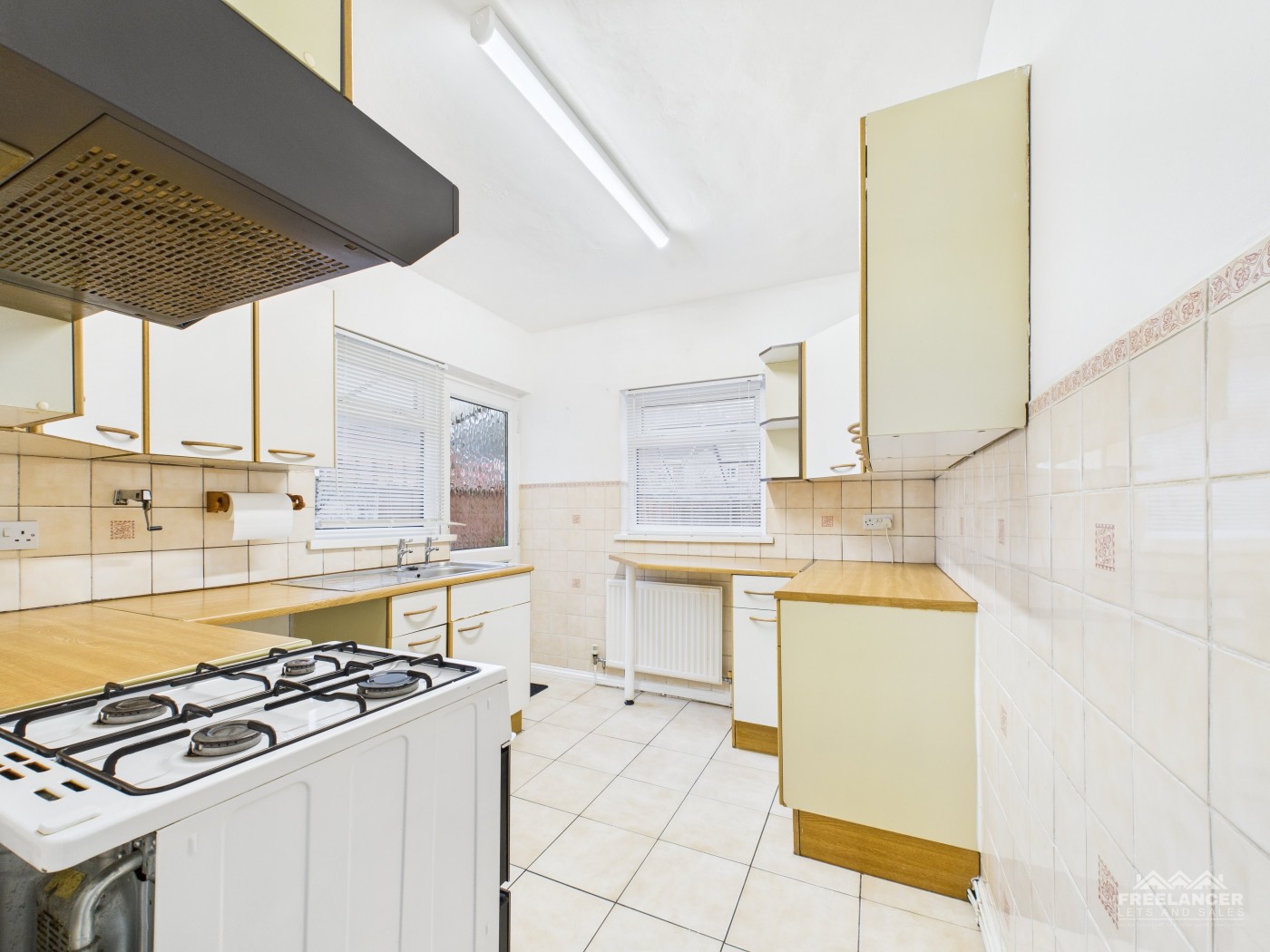 Images for Newport EAID:freelancer BID:0004-0ac8-83a7-b613