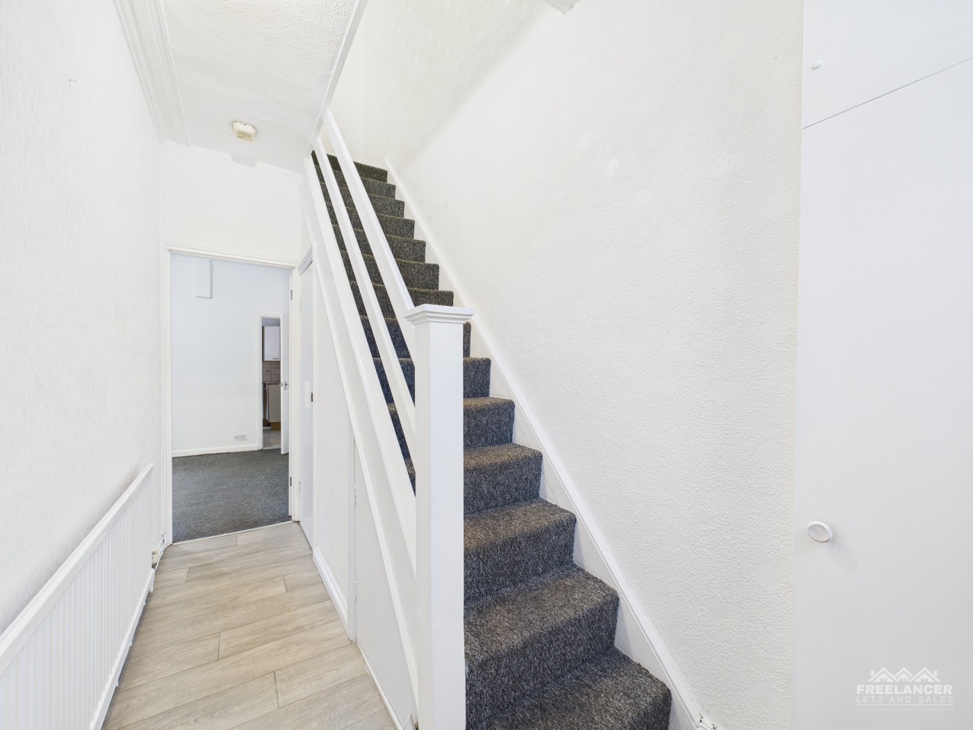 Images for Newport EAID:freelancer BID:0004-0ac8-83a7-b613