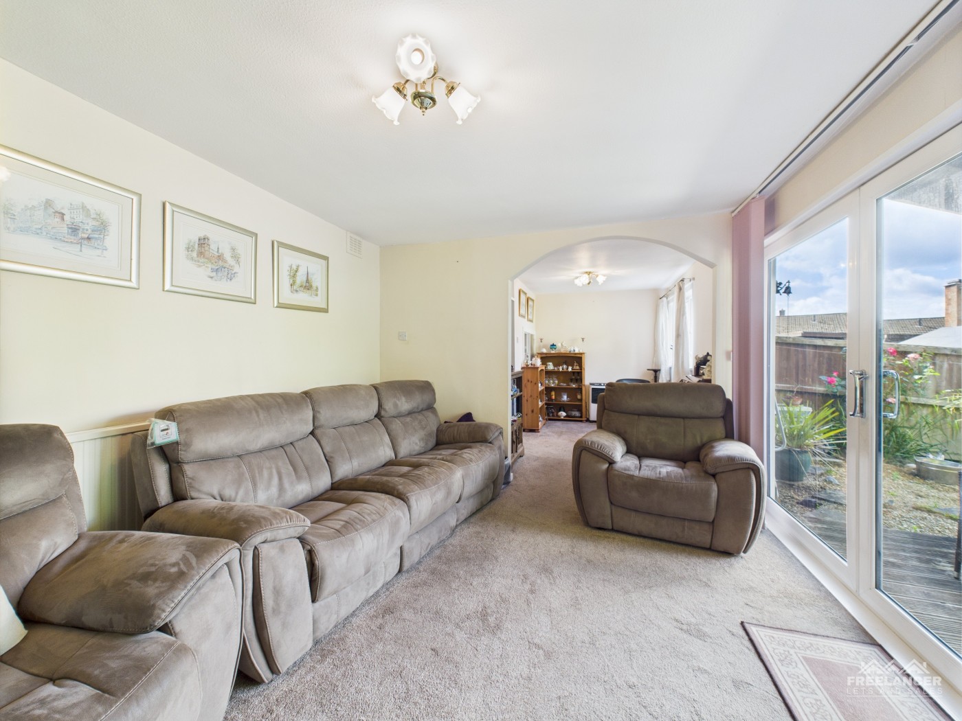 Images for Farlow Walk, Cwmbran EAID:freelancer BID:0004-0ac8-83a7-b613