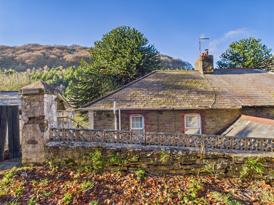 View Full Details for Pontnewynydd, Pontypool - EAID:freelancer, BID:0004-0ac8-83a7-b613