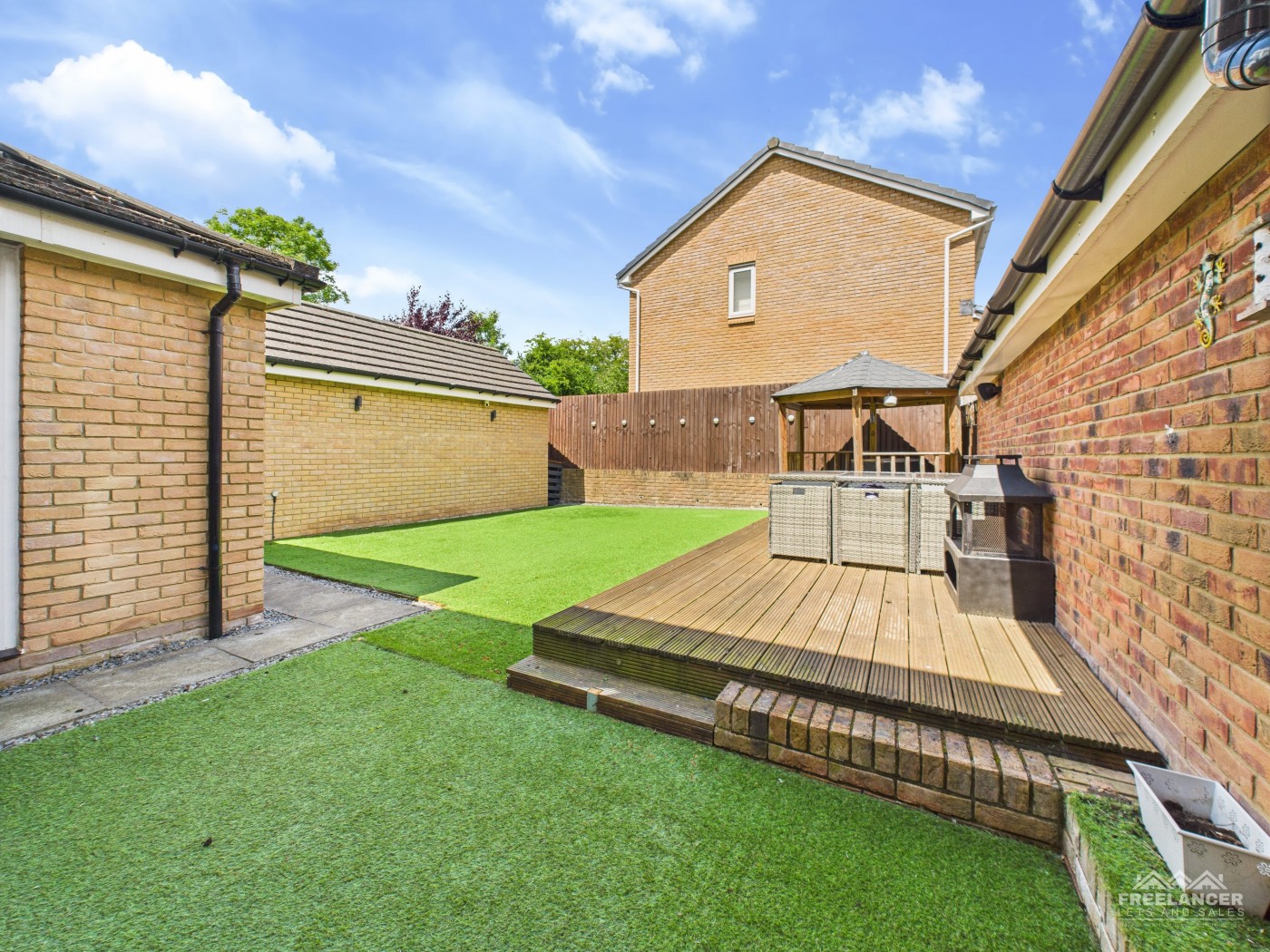 Images for Bettws EAID:freelancer BID:0004-0ac8-83a7-b613