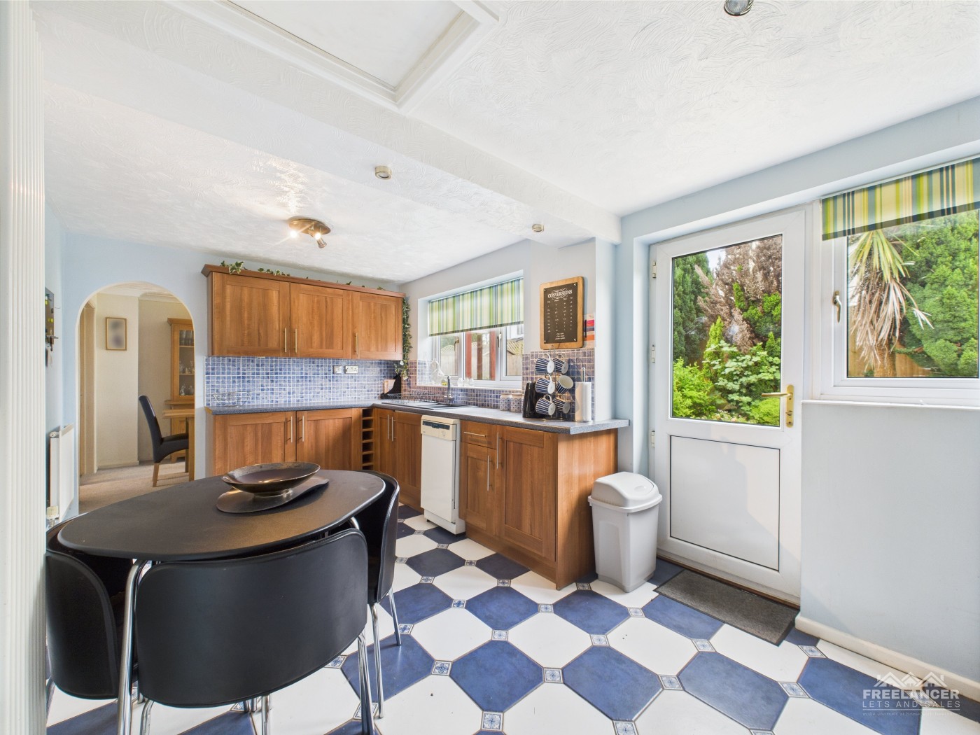Images for Caerleon, Newport EAID:freelancer BID:0004-0ac8-83a7-b613
