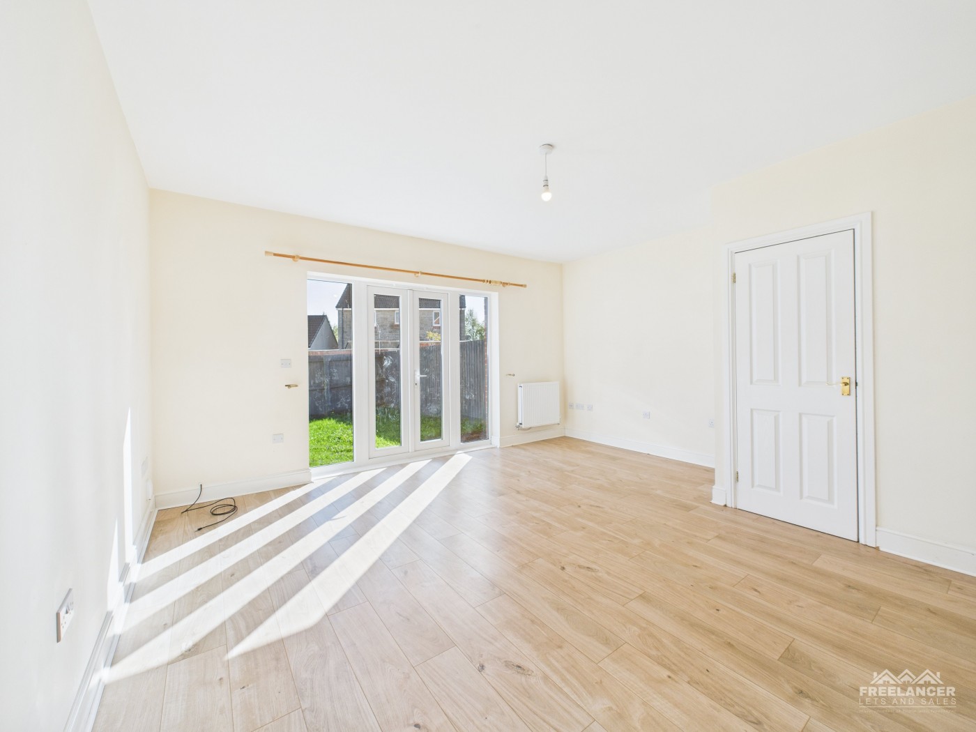 Images for Newport EAID:freelancer BID:0004-0ac8-83a7-b613