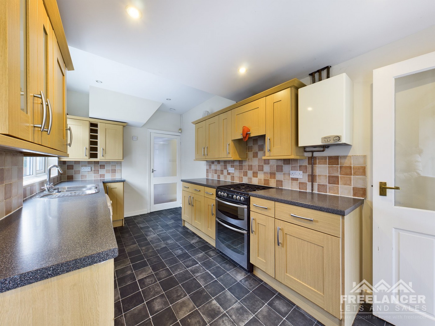 Images for Ridgeway Drive, Ridgeway, Newport, Gwent EAID:freelancer BID:0004-0ac8-83a7-b613