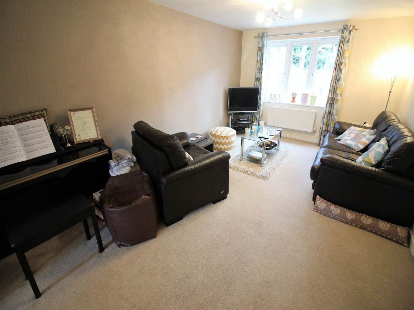 Images for Grayson Way, Cwmbran EAID:freelancer BID:0004-0ac8-83a7-b613