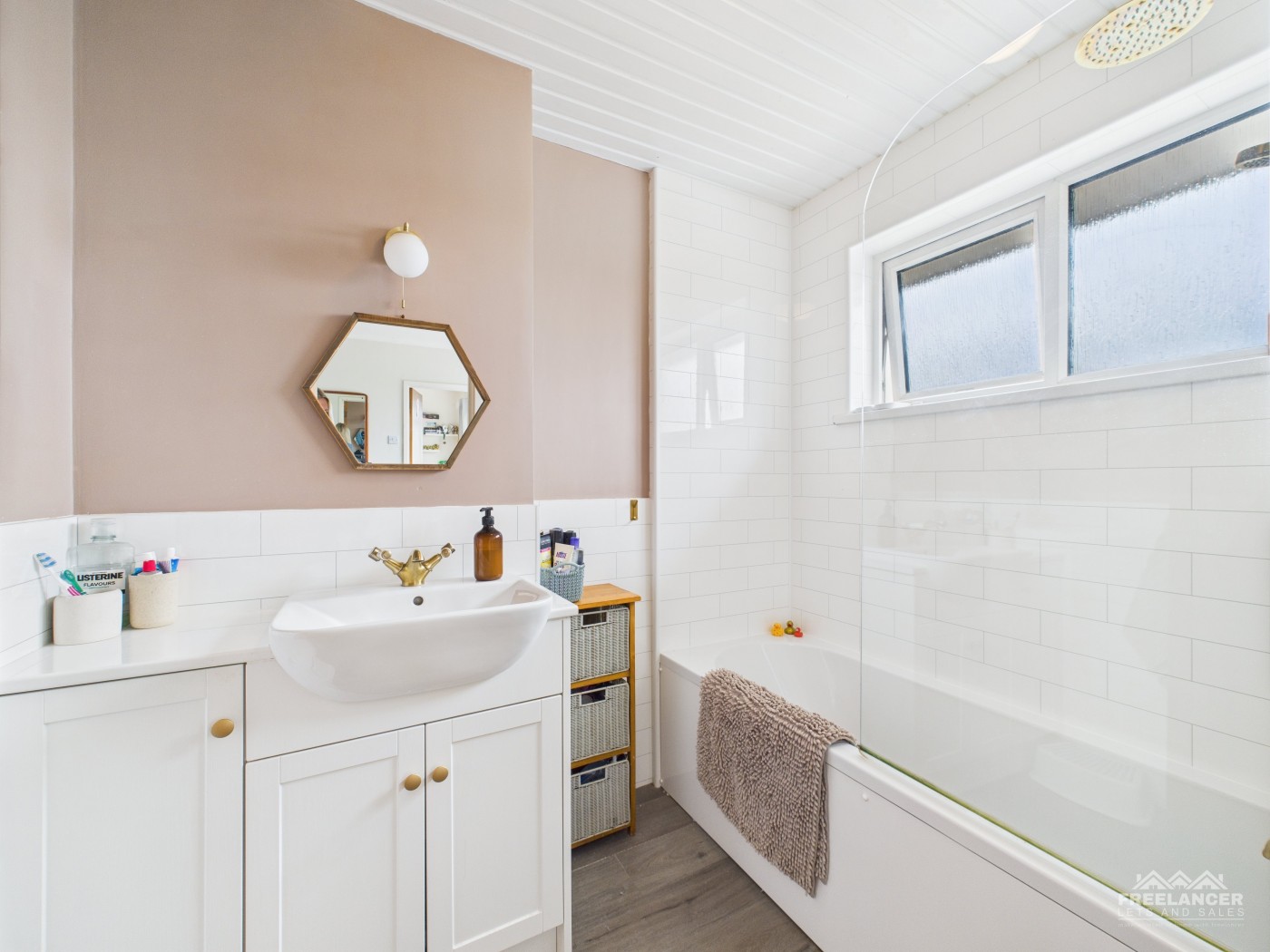 Images for Melbourne Way EAID:freelancer BID:0004-0ac8-83a7-b613