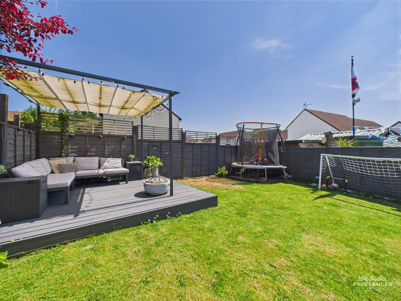 Images for Llanmartin EAID:freelancer BID:0004-0ac8-83a7-b613