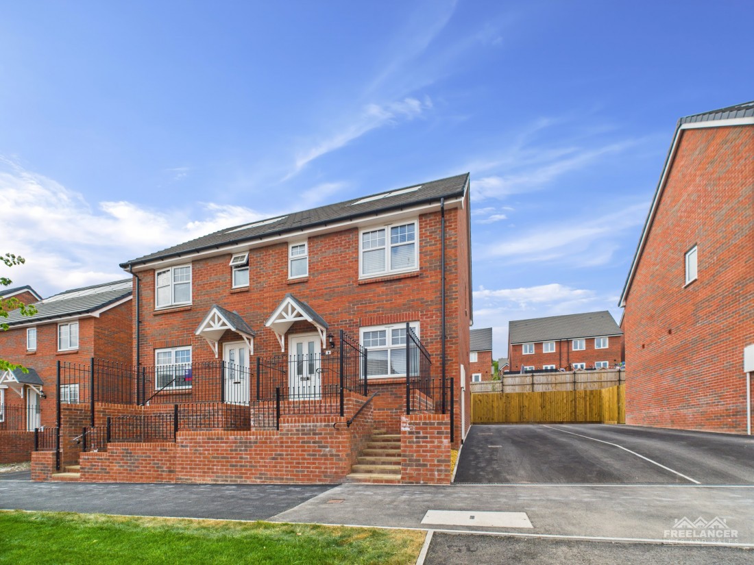 View Full Details for Pontrhydyrun, Cwmbran - EAID:freelancer, BID:0004-0ac8-83a7-b613