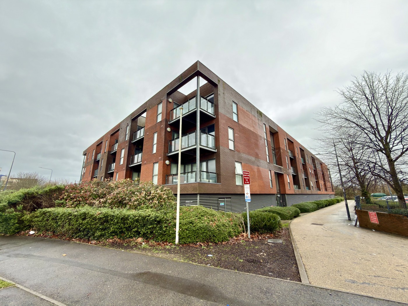 Images for Usk Way, Newport, Gwent EAID:freelancer BID:0004-0ac8-83a7-b613