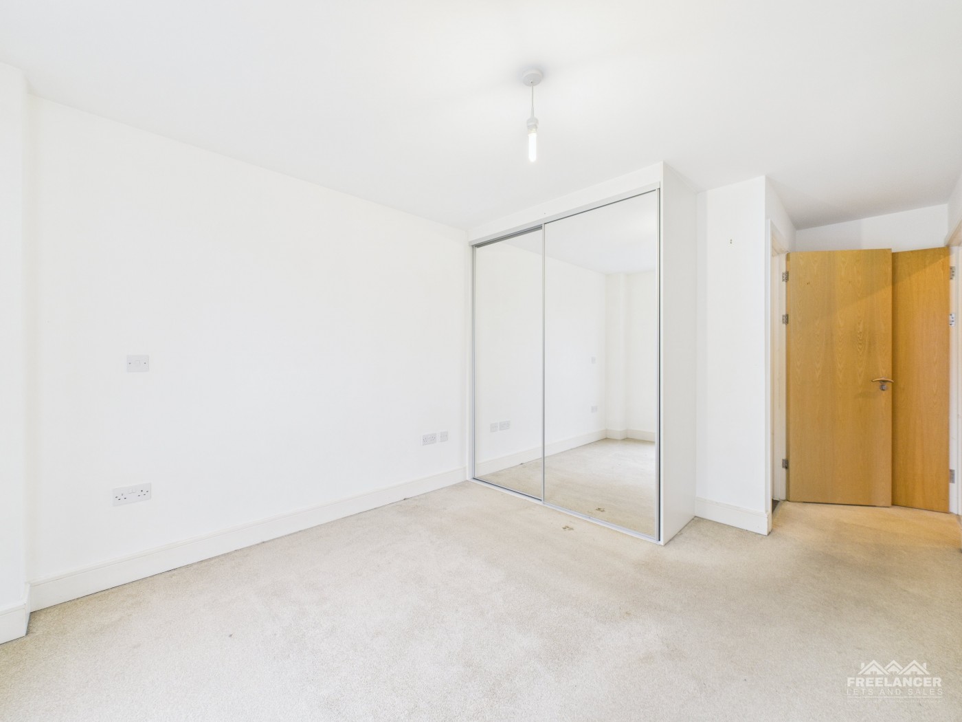 Images for Usk Way, Newport, Gwent EAID:freelancer BID:0004-0ac8-83a7-b613