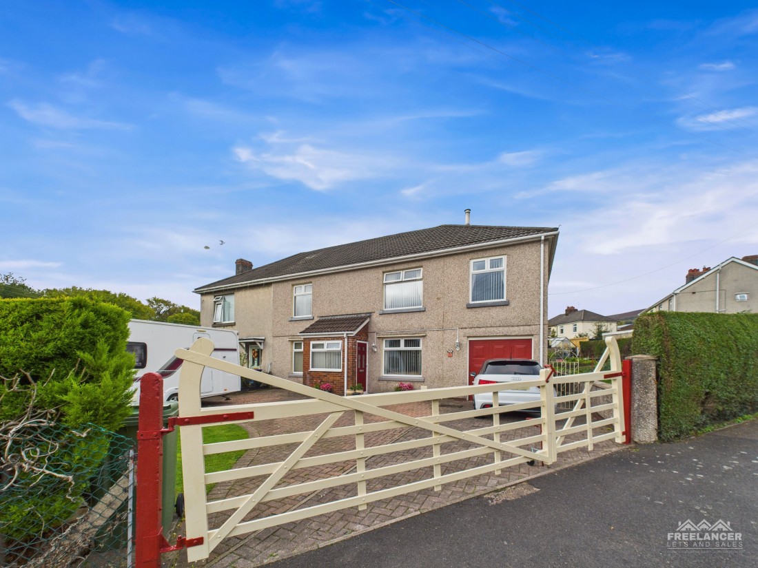 View Full Details for Pontnewydd, Cwmbran - EAID:freelancer, BID:0004-0ac8-83a7-b613