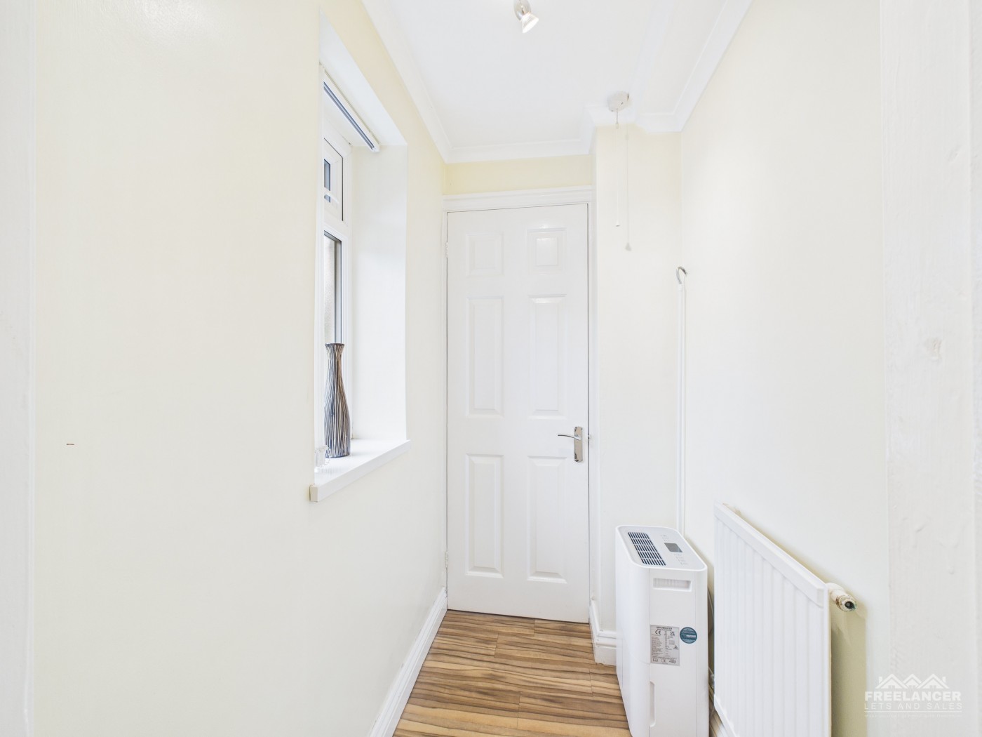 Images for Pontnewydd, Cwmbran EAID:freelancer BID:0004-0ac8-83a7-b613