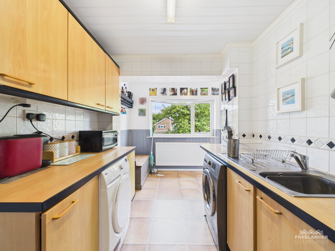 Images for Malpas EAID:freelancer BID:0004-0ac8-83a7-b613