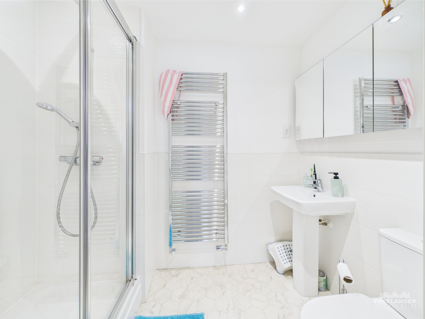 Images for St Dials, Cwmbran EAID:freelancer BID:0004-0ac8-83a7-b613