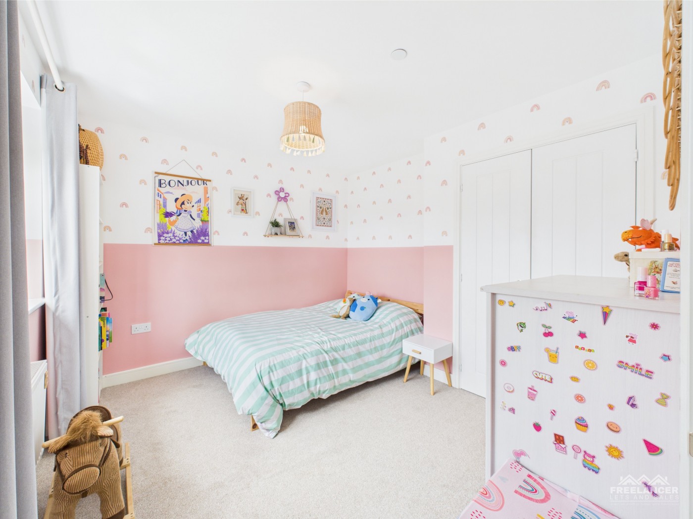 Images for St Dials, Cwmbran EAID:freelancer BID:0004-0ac8-83a7-b613