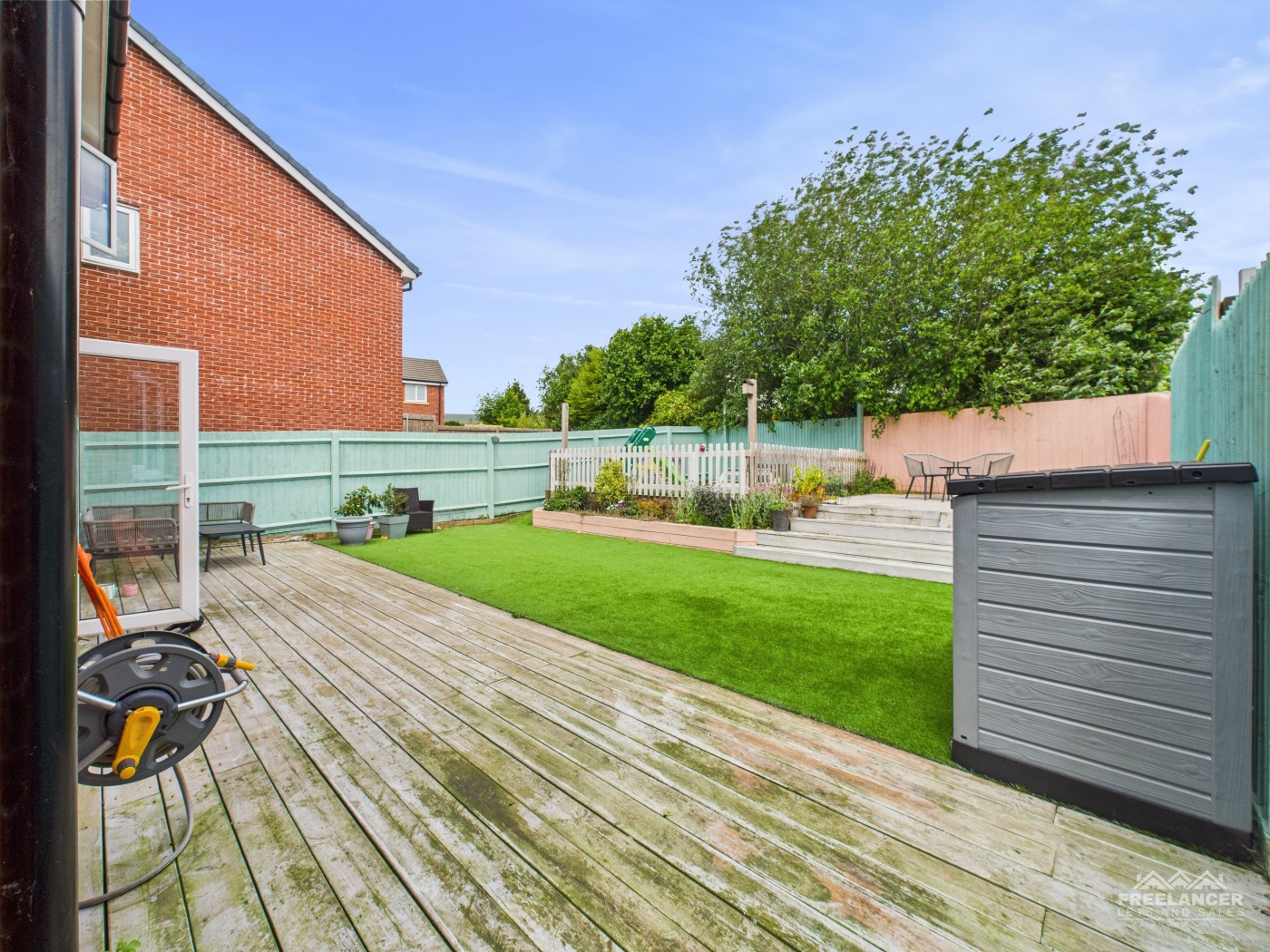 Images for St Dials, Cwmbran EAID:freelancer BID:0004-0ac8-83a7-b613