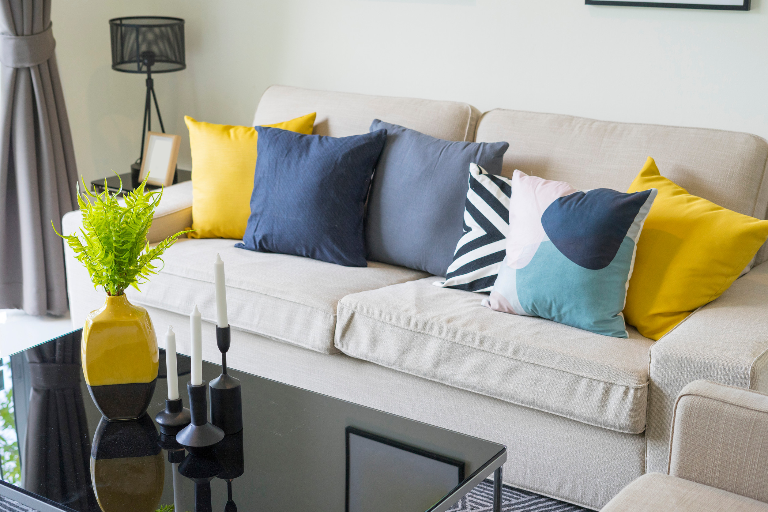 5 Tips to Make Your Home Smell Better